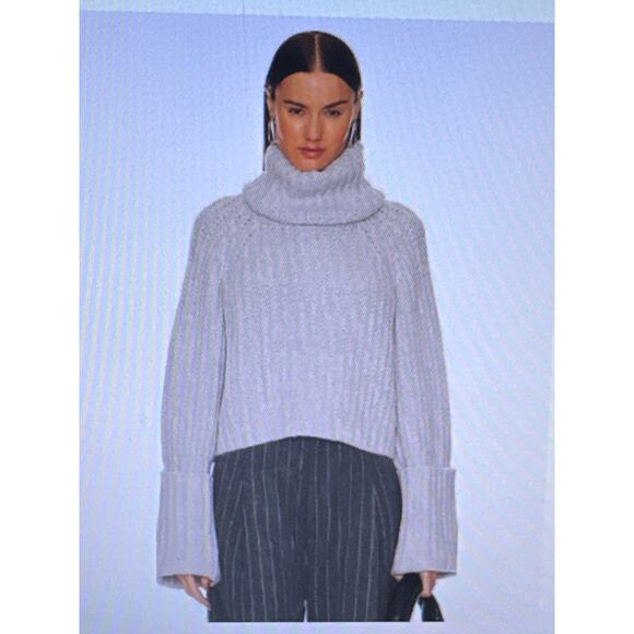 L’Academia Revolve Idriya Cropped Tunnel Funnel Neck Chunky Sweater S Grey - Picture 1 of 14